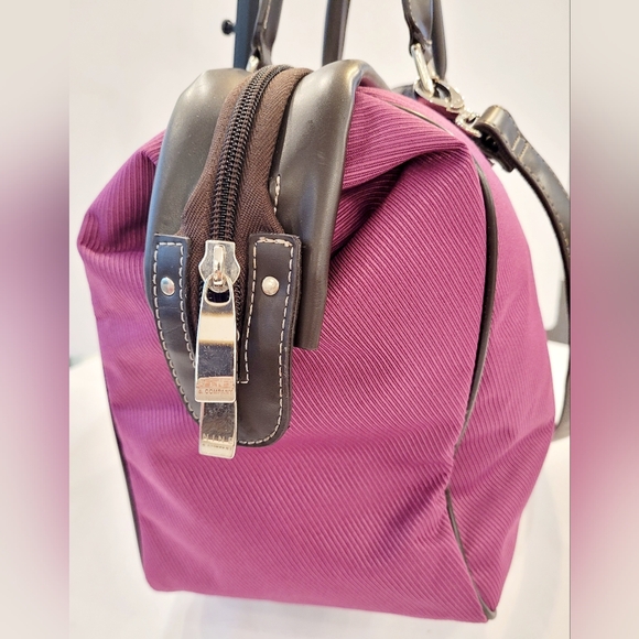 Nine & Co. Purple and Black Duffel Bag NWOT - Picture 3 of 10